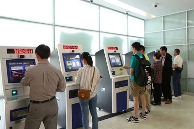 恢復辦證超200萬證次，全國通辦再優(yōu)化 滬出入境部門新政提升服務能級